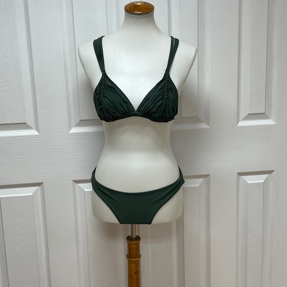 PQ Olive Green Isla Tri Top Bikini - Size M‎ - In Bag. - Picture 1 of 15
